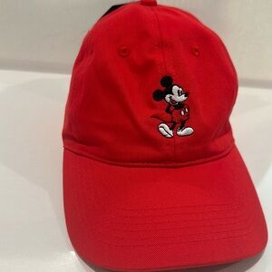 NWT Disney’s Mickey Mouse Adjustable back cap.